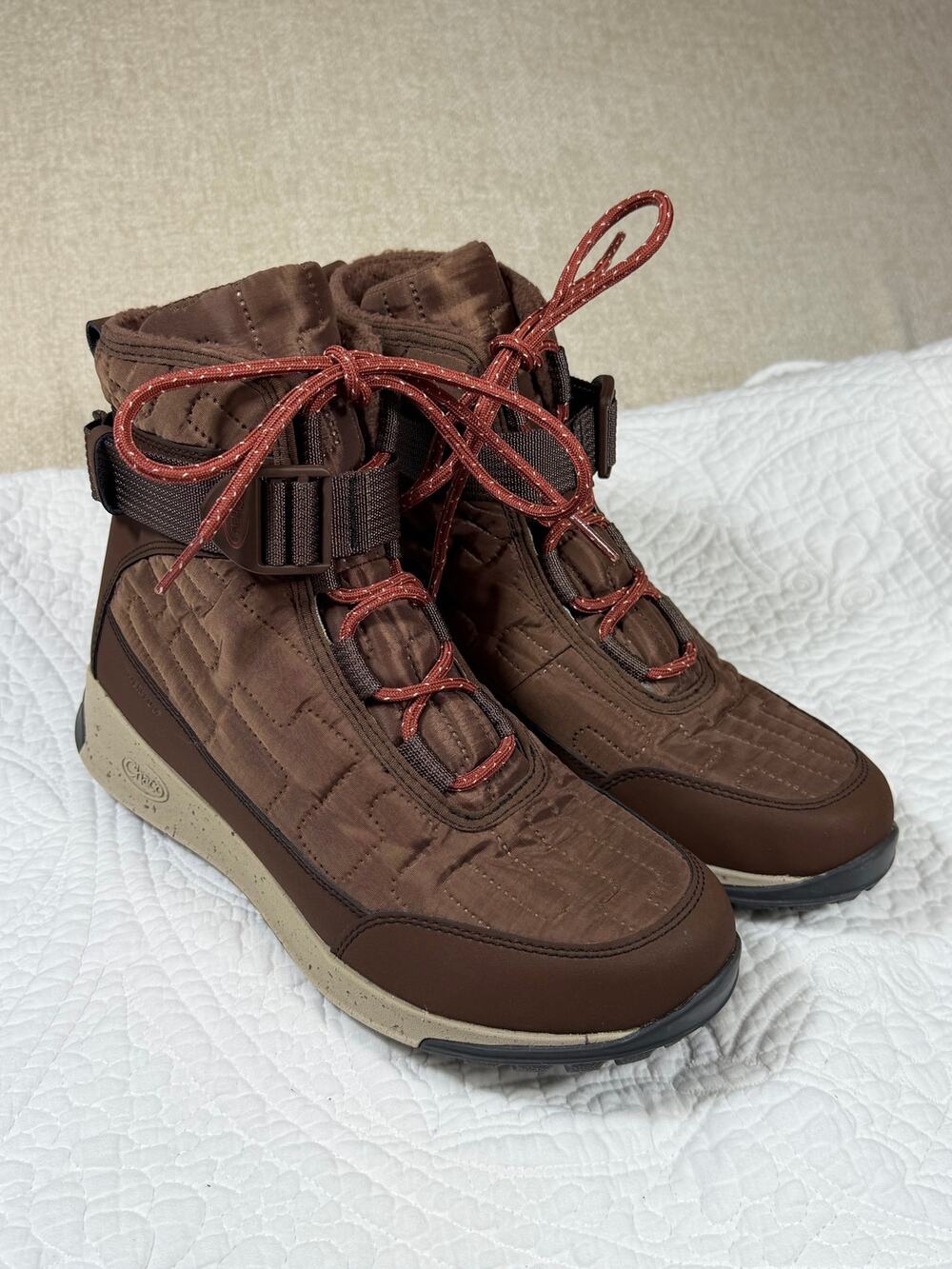 Chaco Women's Brown 8.5 Borealis Quilt Waterproof Lace Up Outdoor Boots Comfort